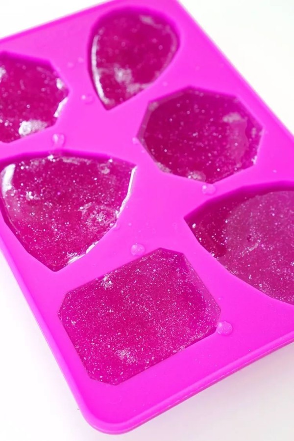 DIY handmade tutorials on various gemstone soaps