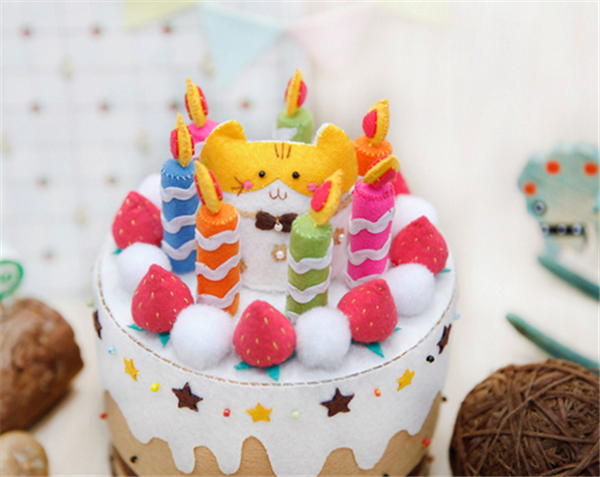 Fabric DIY cute kitten birthday cake storage box