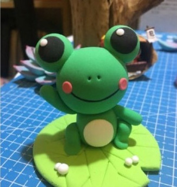 Traveling Frogs Are Lovely Super Light Clay Frog Tutorial