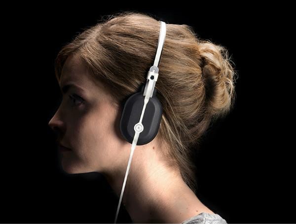 2015 New York Design Week Ultra-thin Headphones