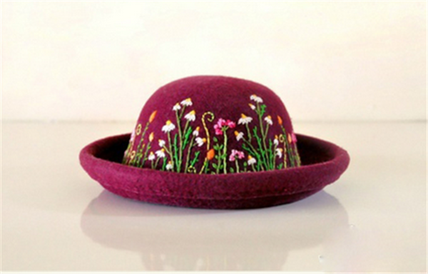 Creative handmade DIY embroidery of beautiful scenery on hat