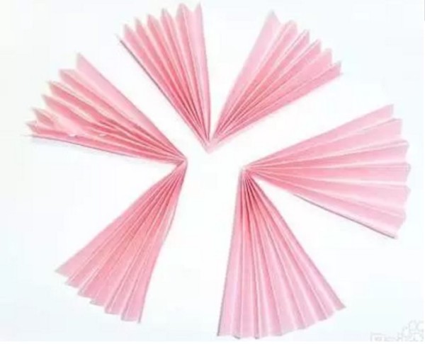 Manual teaching illustration of origami fan for young children