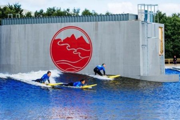 British man-made surf pool built