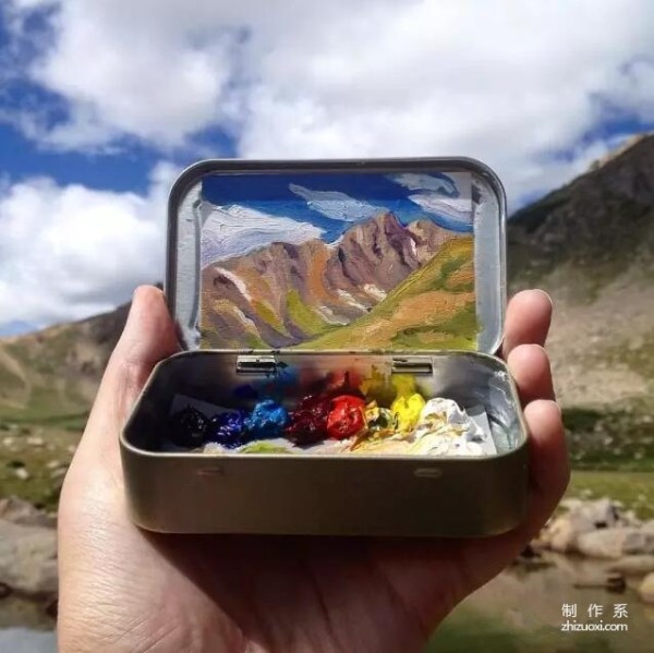 How do you put the scenery along the way into a small tin box? It’s simply artistic to the extreme.