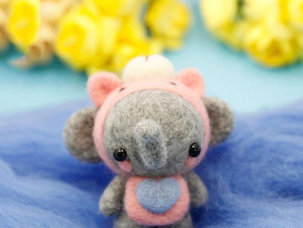 Creative handmade DIY wool felt making for unweaned elephant babies to appreciate