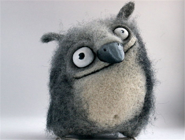 Cute wool felt owl works made by hand and creative DIY