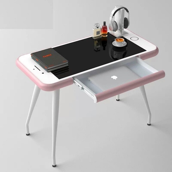 Real-scale enlarged iPhone table