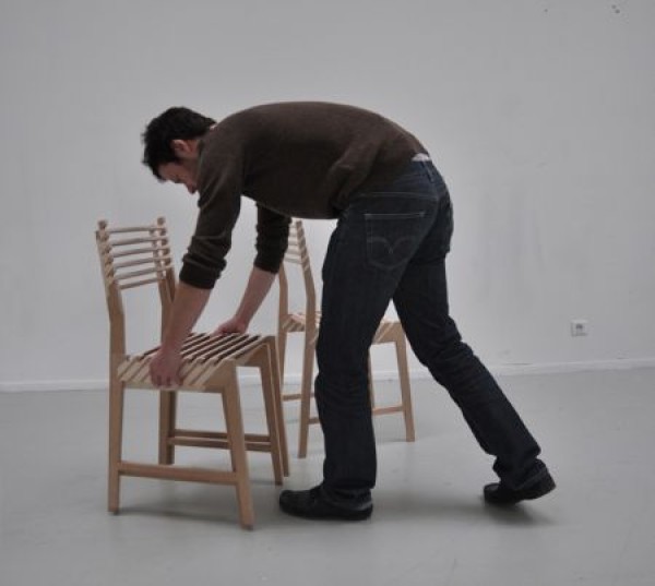 Three-in-one staggered chair