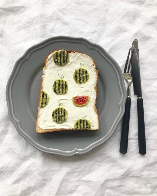 The Art of Single Slice of Toast Delicious and beautiful Flower Toast