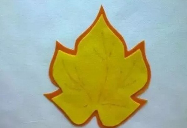 How to make origami maple leaves