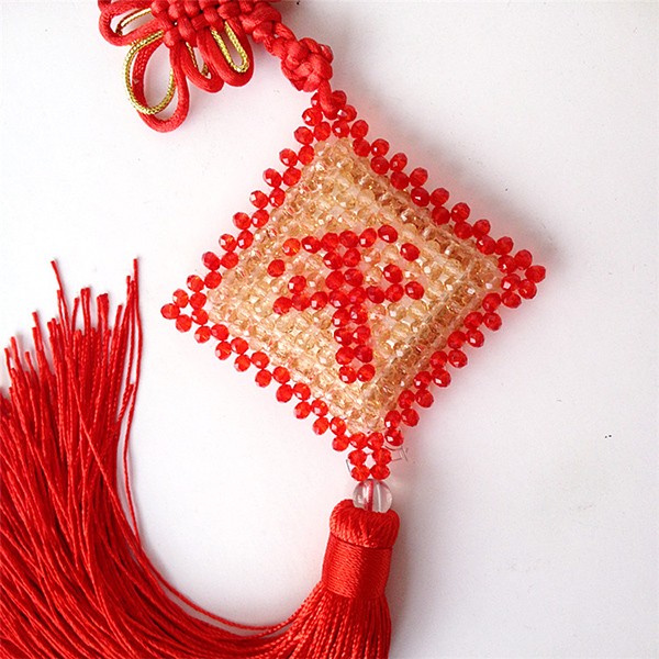 Product Appreciation of Ping An Pendant on Handmade Beaded DIY Car