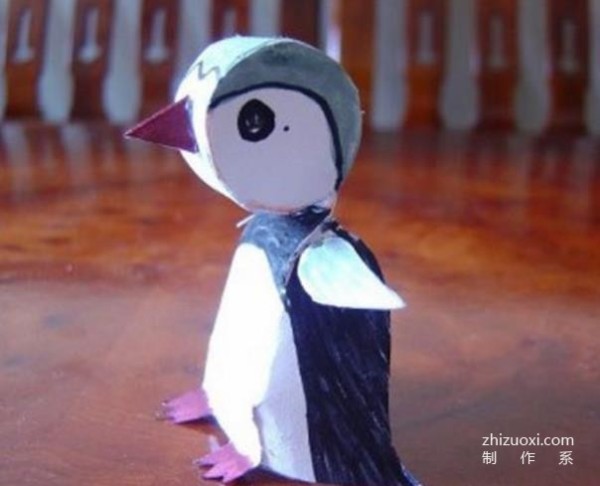 Illustrated tutorial on how to make a DIY cute baby penguin model