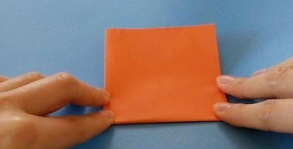 Simple origami method of persimmon