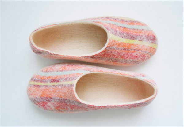 Simple and playful handmade wool felt DIY creative cute little shoes