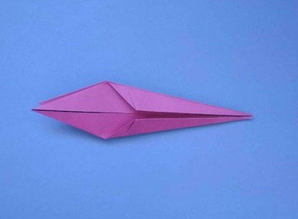 Teach you origami cranes. Illustrated tutorial on how to fold a thousand paper cranes.