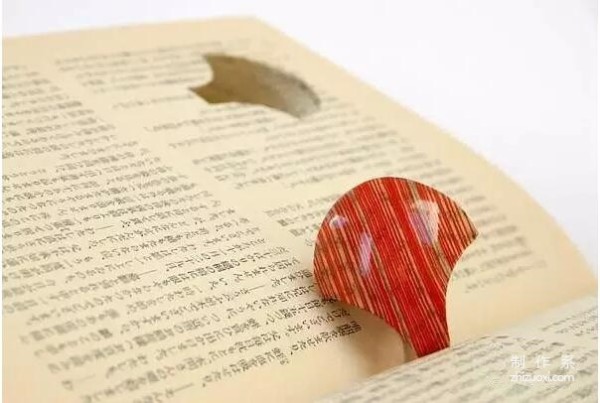 The jewelry hidden in old books is so beautiful!