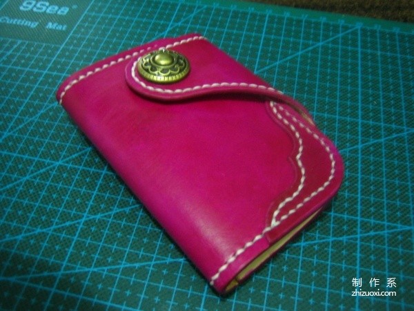 Leather art leather hand-making tutorial, pink red moon leather card holder hand-making tutorial