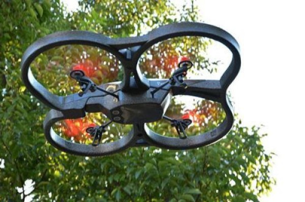 Quadcopter Parrot AR.Drone2.0