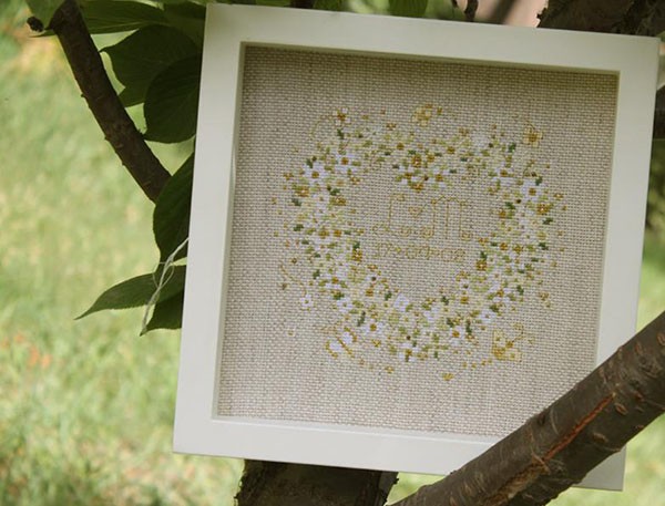 Cross-stitch bead embroidery wedding anniversary gift green heart-shaped photo frame product appreciation