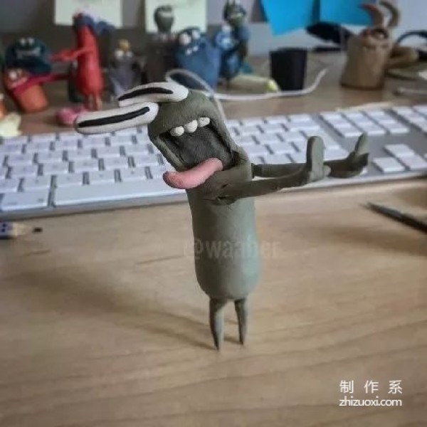 Appreciation of pictures of a funny and interesting clay monster work