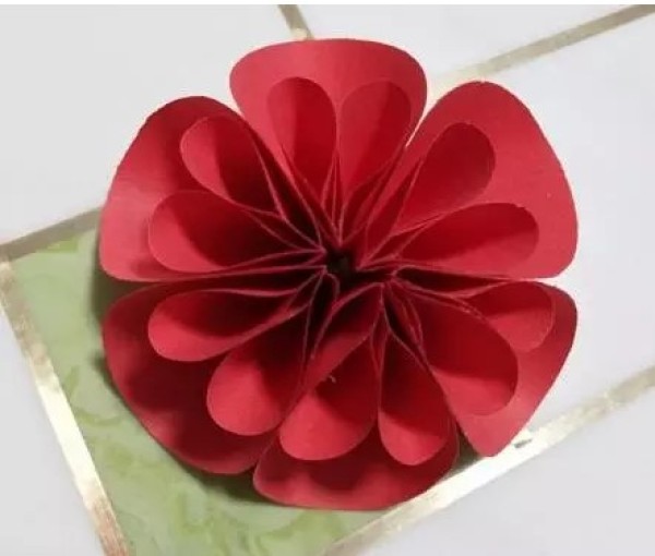 Stunningly beautiful origami tutorial Detailed illustrated tutorial on colorful origami cherry blossoms