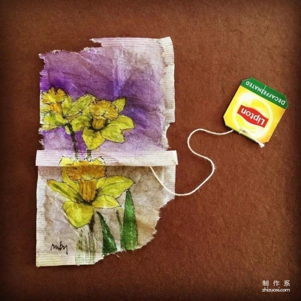 Is it difficult to draw? She painted for 365 days using the tea bags she drank!