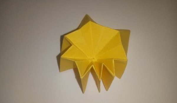 Sunflower origami illustration How to fold sunflower origami