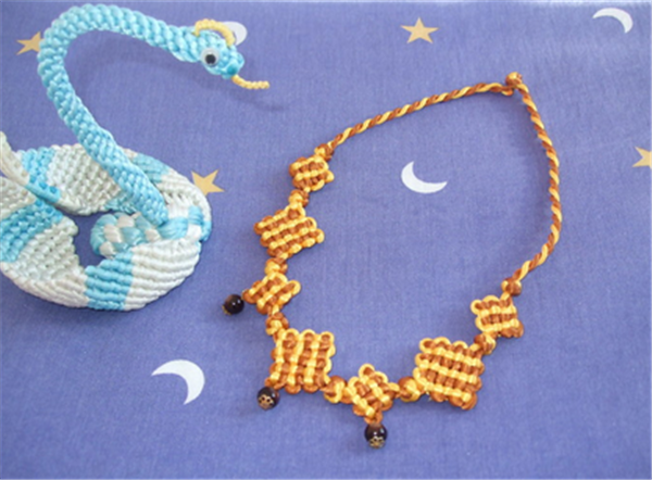 Hand-woven DIY creative Chinese knot works