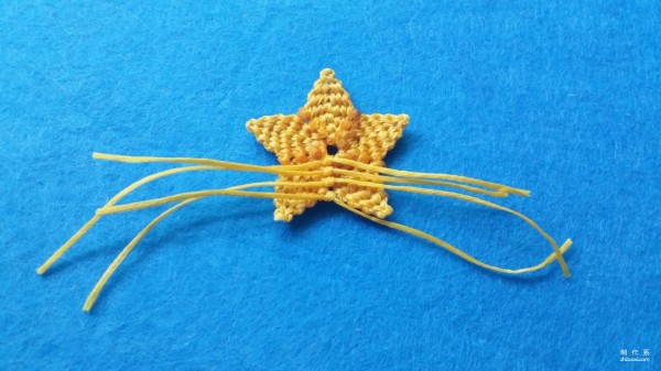 Hand braided five-pointed star hairpin tutorial