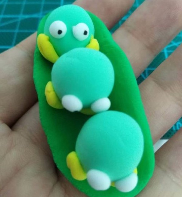 Ultra-light clay handmade Plants vs. Zombies Broad bean commando kneading method