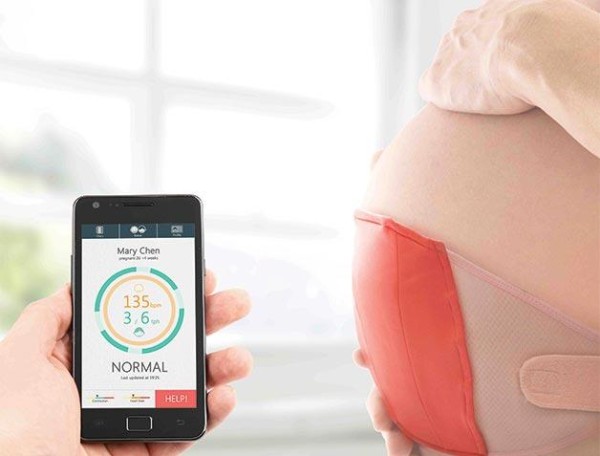 Fetus Care: a smart belt that monitors fetal activity