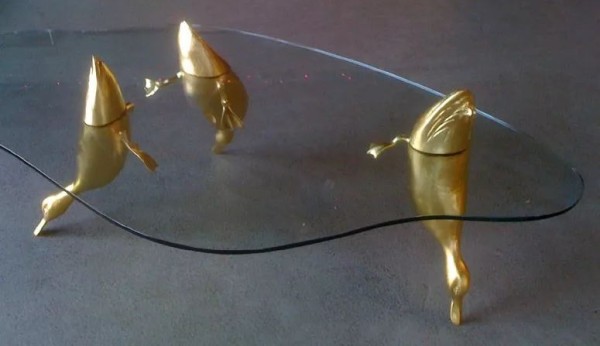 The creative animal coffee table opens up your imagination!