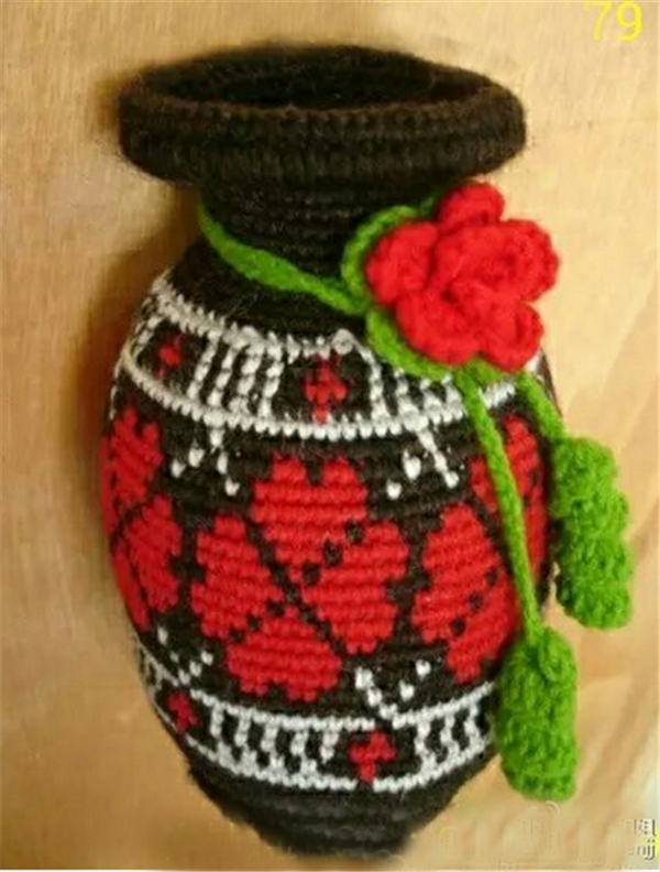 Creative handmade crochet DIY crochet vase for friends