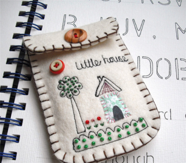 Simple non-woven embroidery DIY mobile phone bag, beautiful and simple handmade work