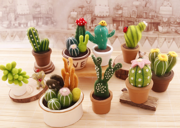 DIY simulated green sprouting succulent plant pots with wool felt