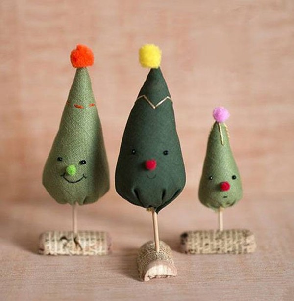 Creative and simple parent-child hand-sewn small Christmas tree puppet