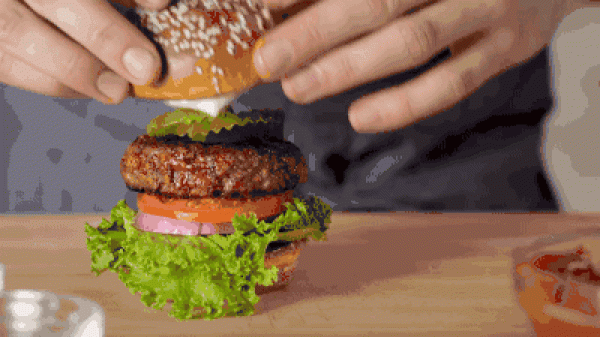 Artificial meat is here, it tastes as healthy as real meat and has no additives