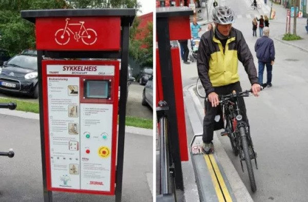 Super creative bicycle elevator