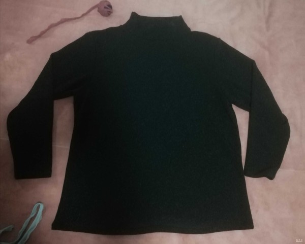 Clothing handmade fabric production tutorial, turtleneck bottoming shirt with tutorial production methods and drawings