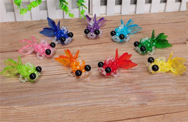 Creative DIY handmade beaded goldfish in various colors