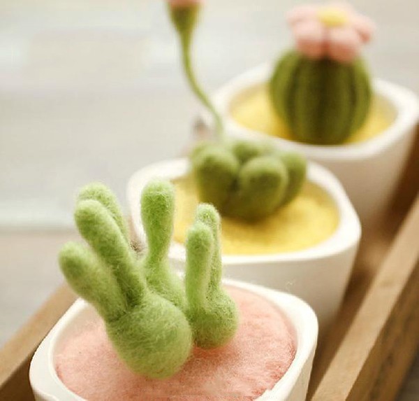 Appreciation of brave and cute little cute meat products made from wool felt handmade DIY