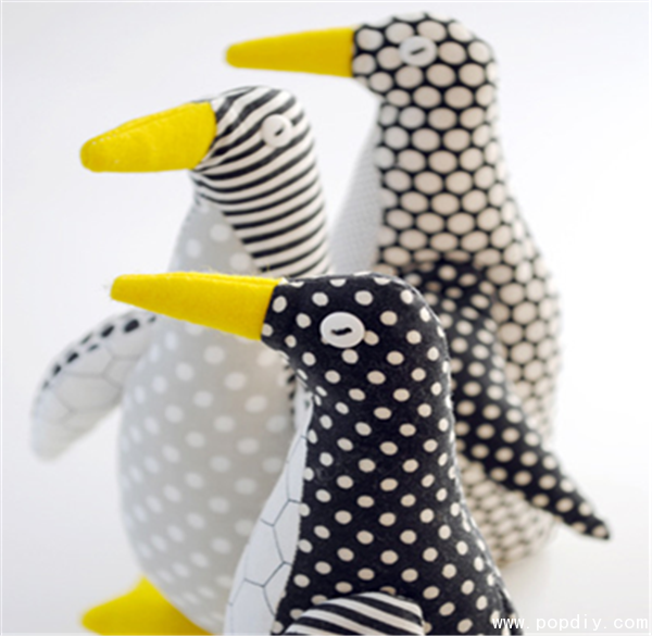 DIY creative fabric handmade naughty little penguin