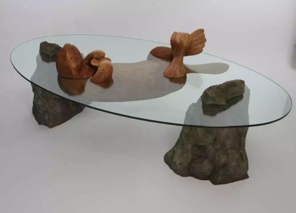 The creative animal coffee table opens up your imagination!