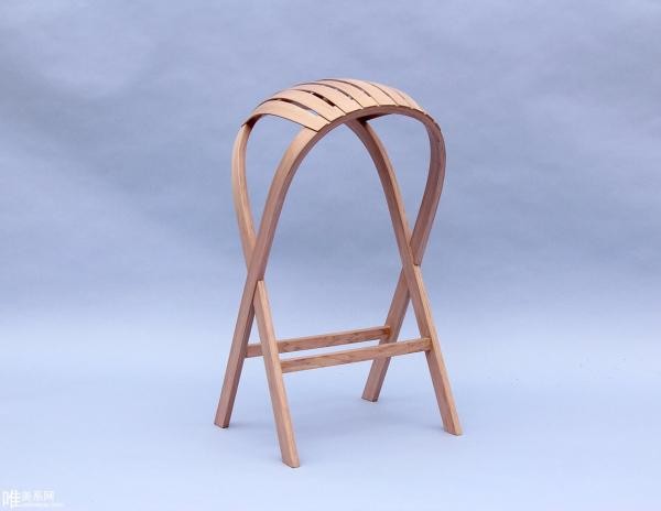 Hull Stool Arch High Chair