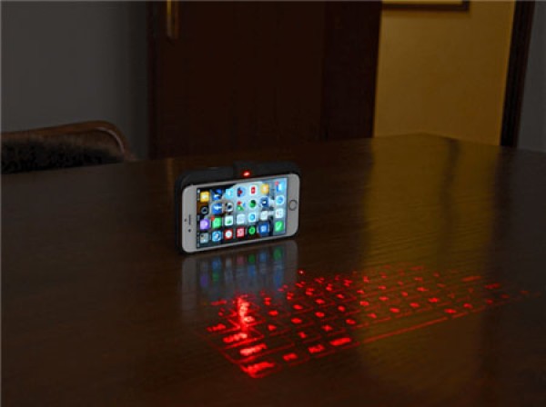 ViKC mobile phone case that projects a virtual keyboard