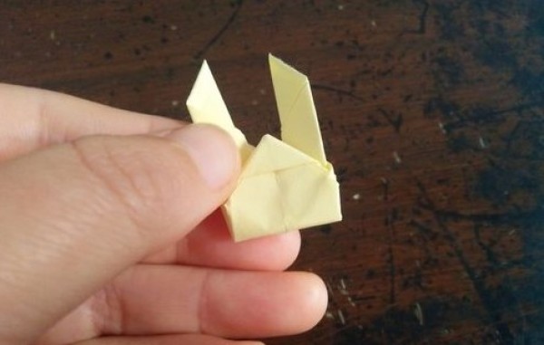 Tutorial on origami bunny paper set Step by step diagram of origami bunny paper set