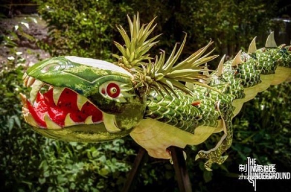 Dragon carved from watermelon and pineapple