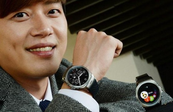 The new LG smart watch can be used alone with a SIM card