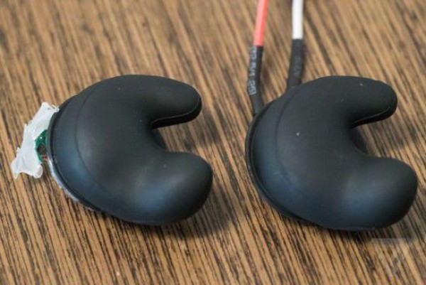 Revols: Exclusive earphones that “remold” your ear canal in one minute