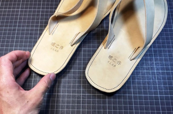 Making basic leather flip-flops (with drawings)